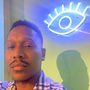 Meet your Posher, Posh